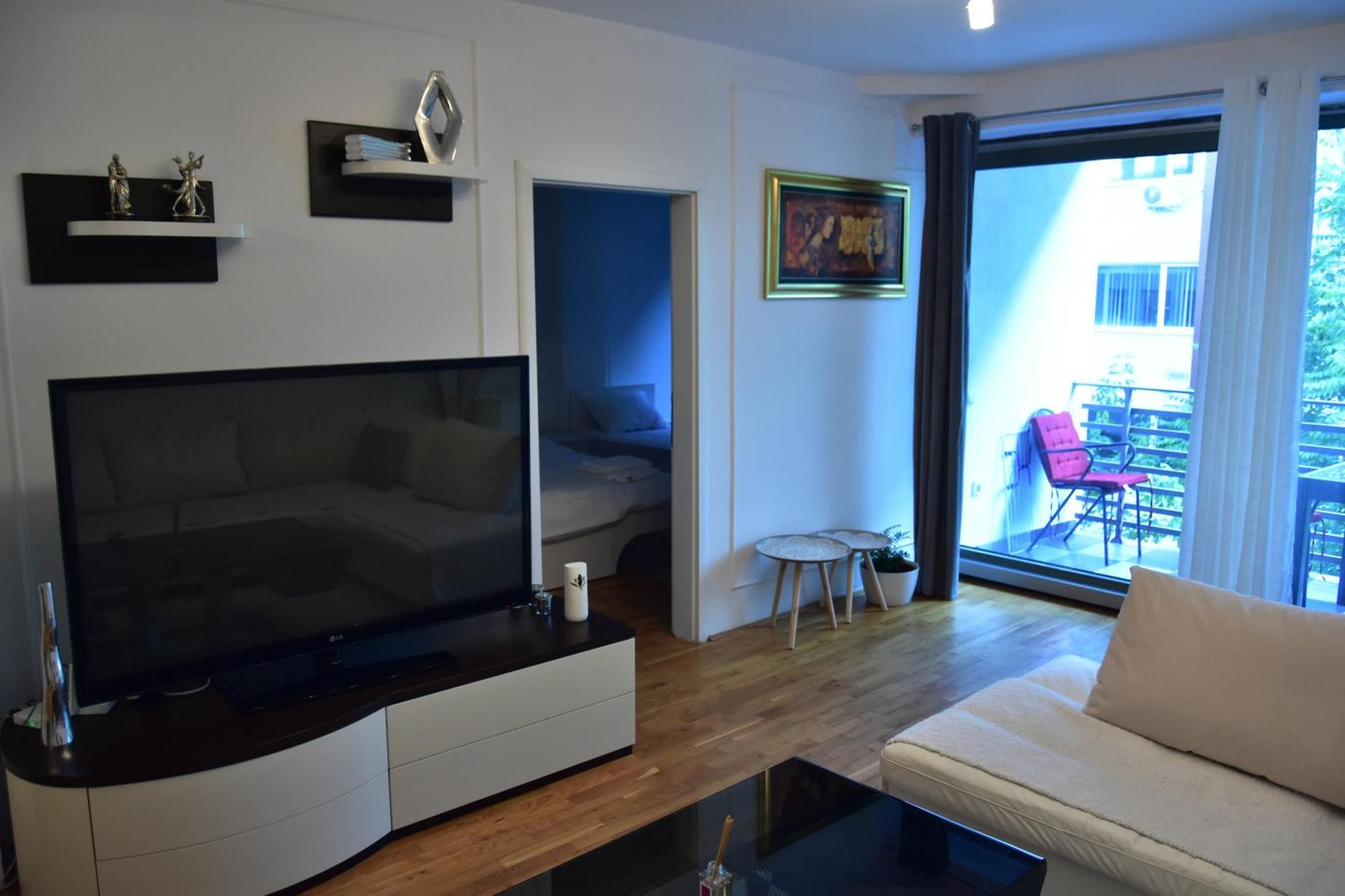 Central Elegance Apartments Скопье Экстерьер фото