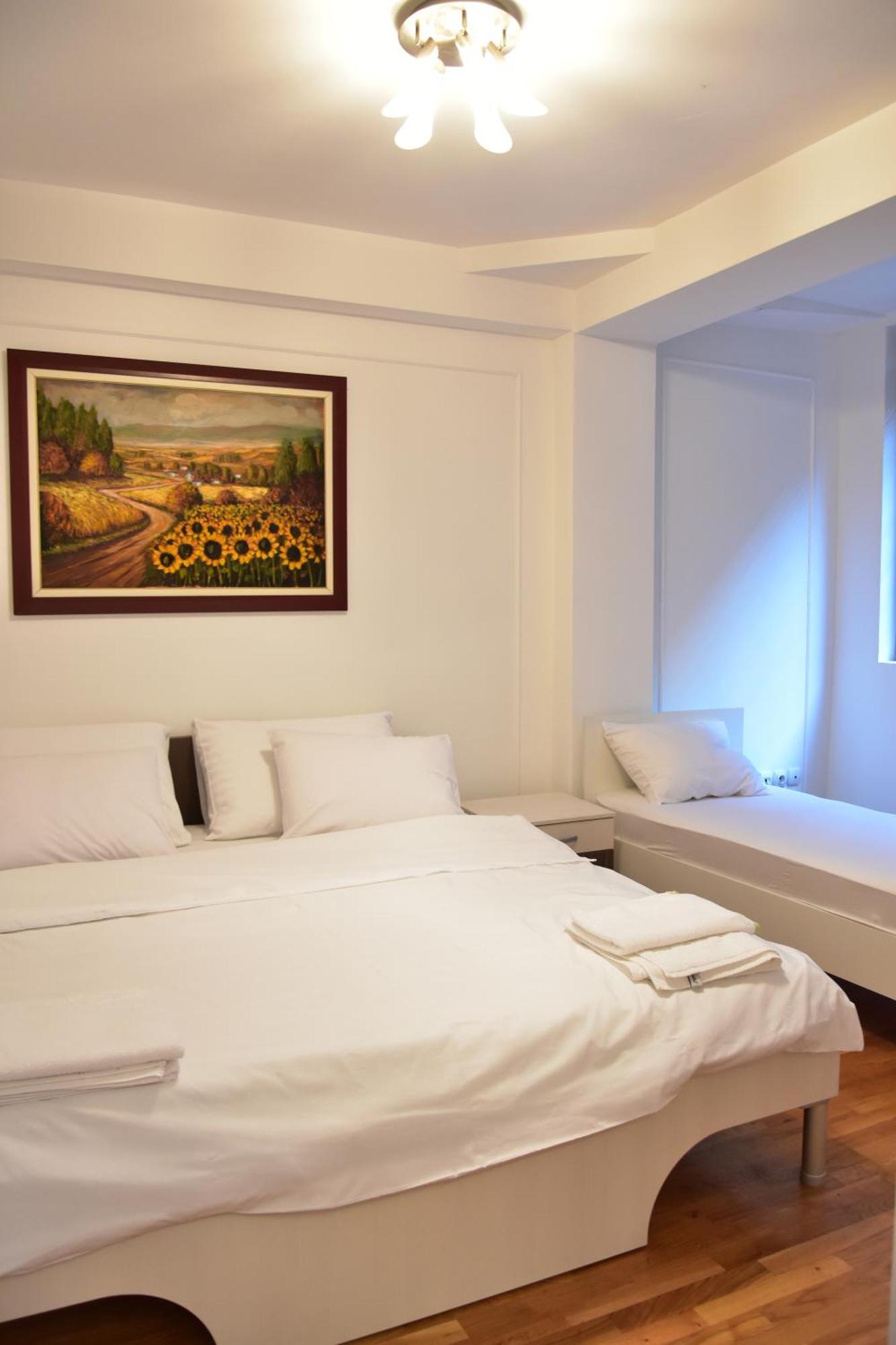Central Elegance Apartments Скопье Экстерьер фото