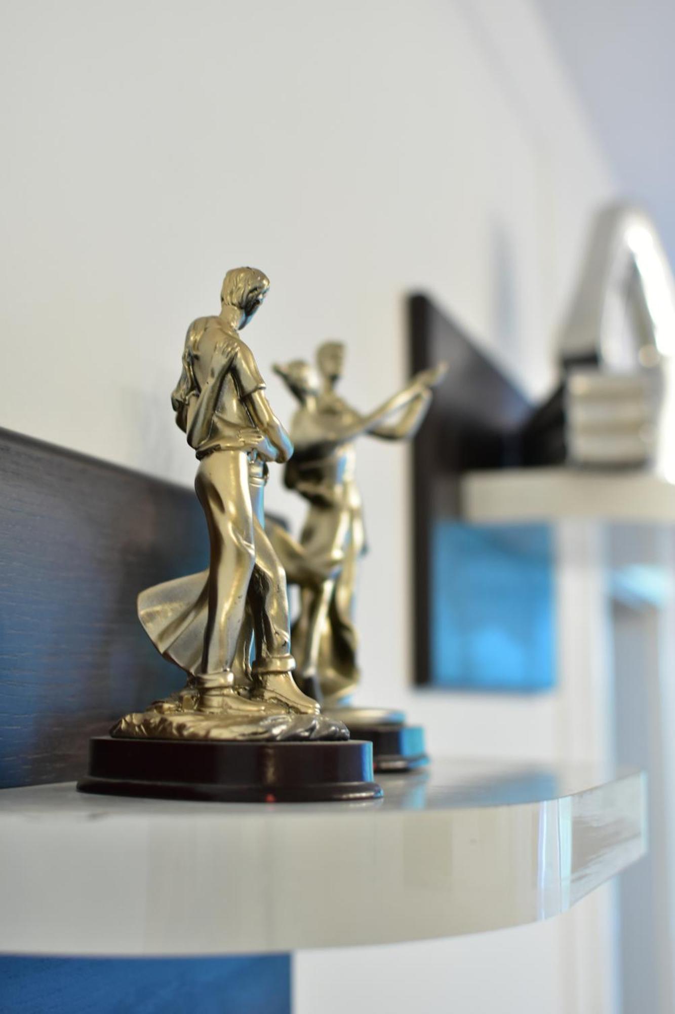 Central Elegance Apartments Скопье Экстерьер фото