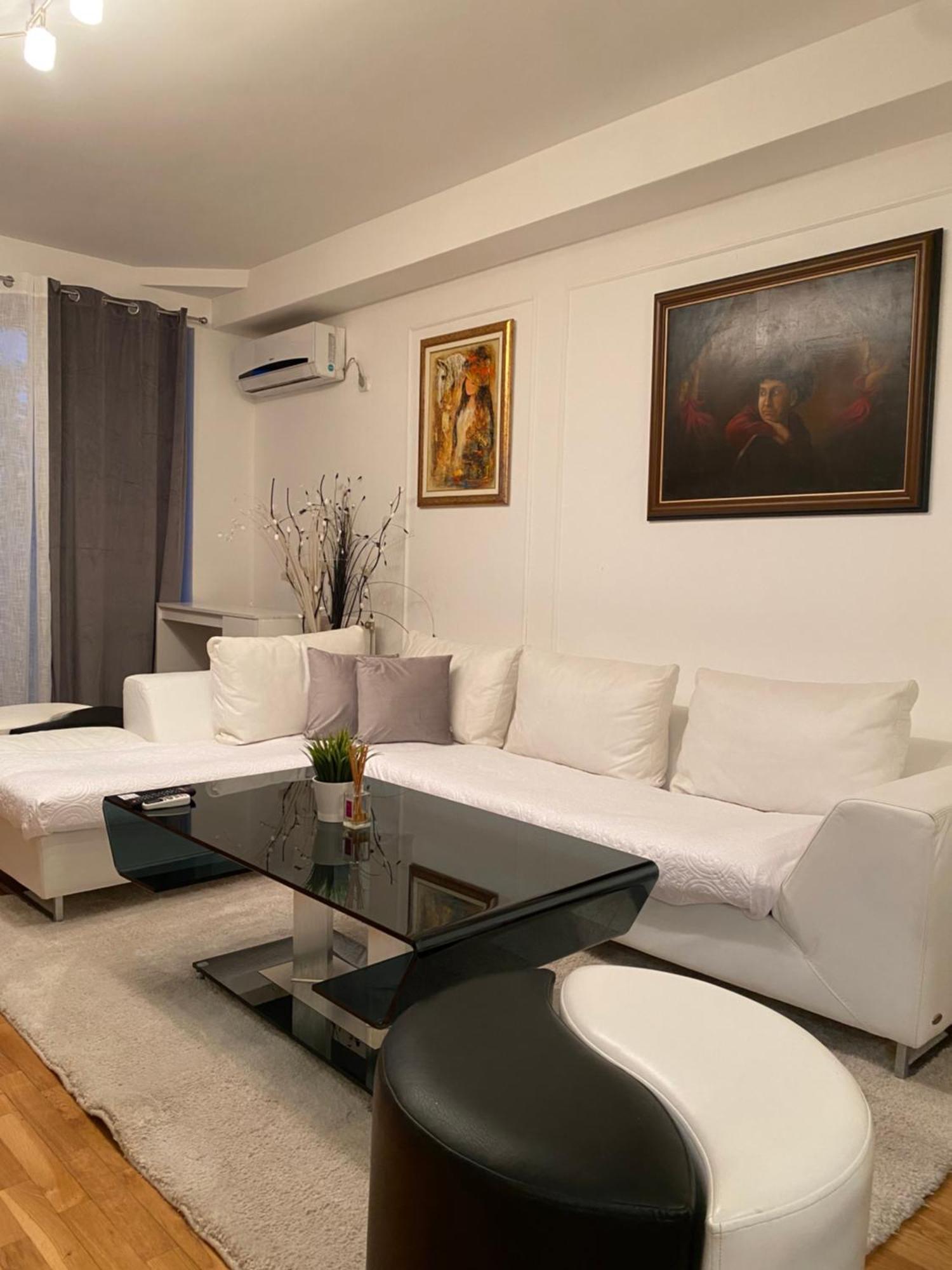 Central Elegance Apartments Скопье Экстерьер фото